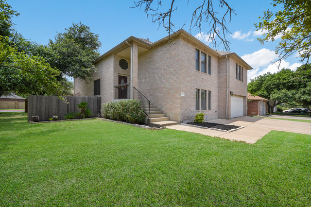 1750 Star Light Circle Cedar Park, TX 78613 - Photo 2 of 40 a front view of house with yard and green space