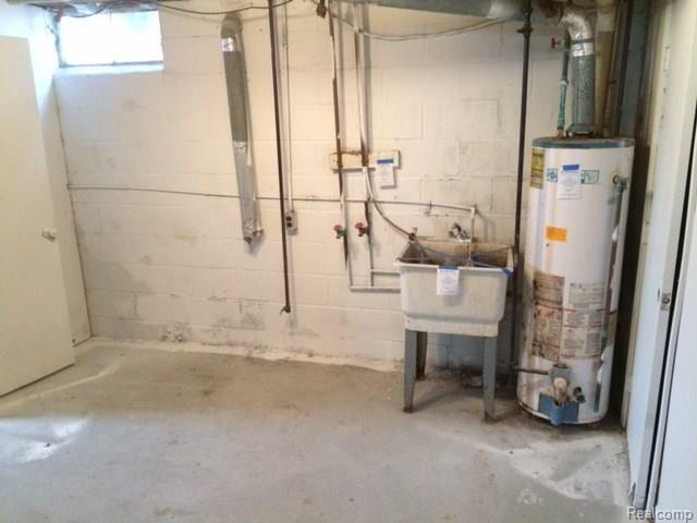 2964 South Summers Road Imlay City, MI 48444 - Photo 32 of 43 basement 5.JPG