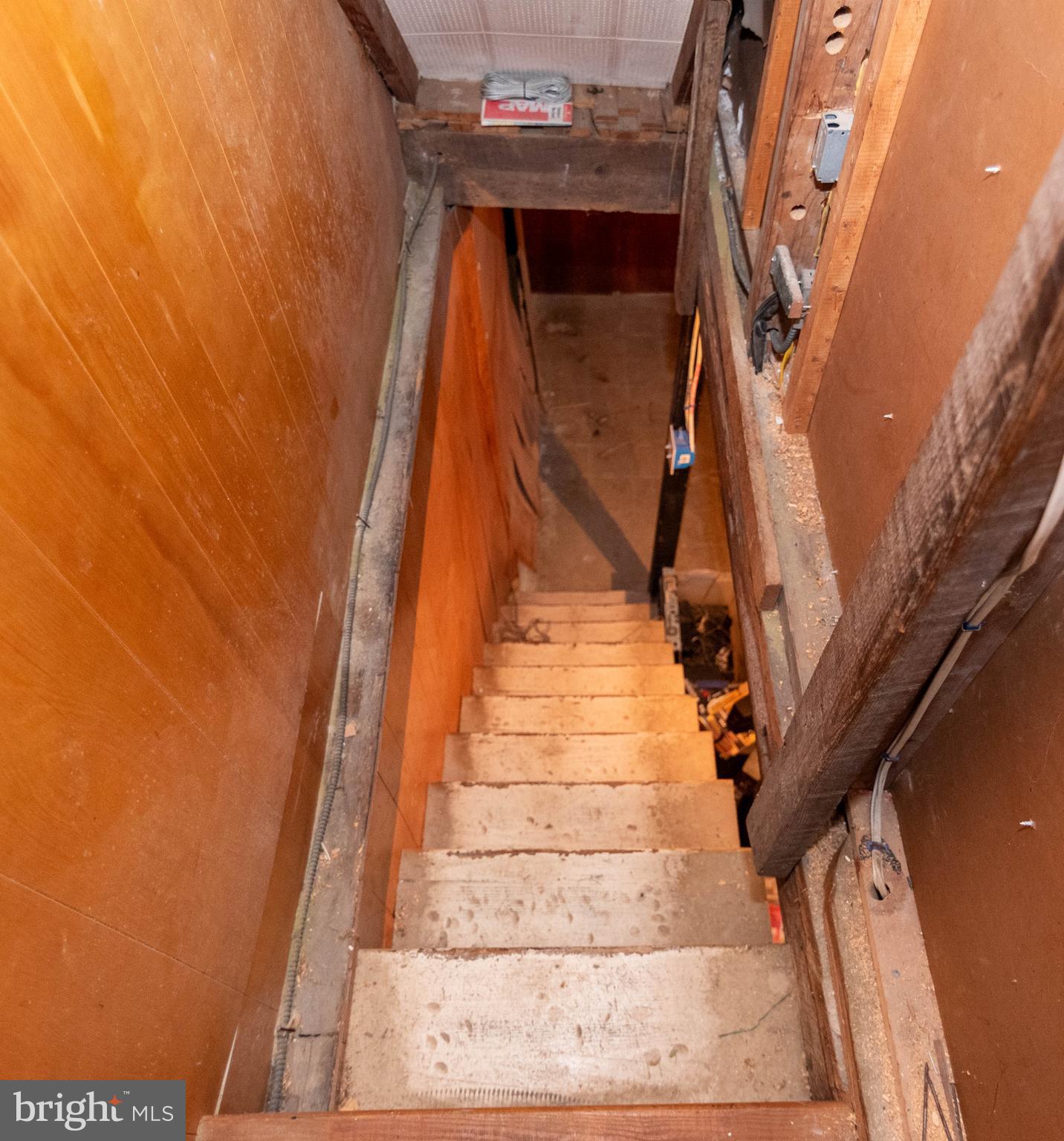 6510 North Point Road Edgemere, MD 21219 - Photo 47 of 56 a view of entryway