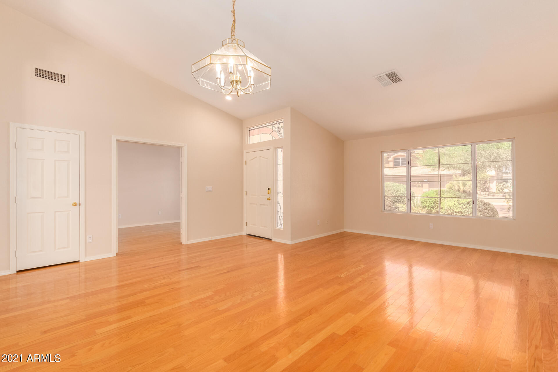 2519 East Rockledge Road Phoenix, AZ 85048 - Photo 5 of 39 Doors to Den