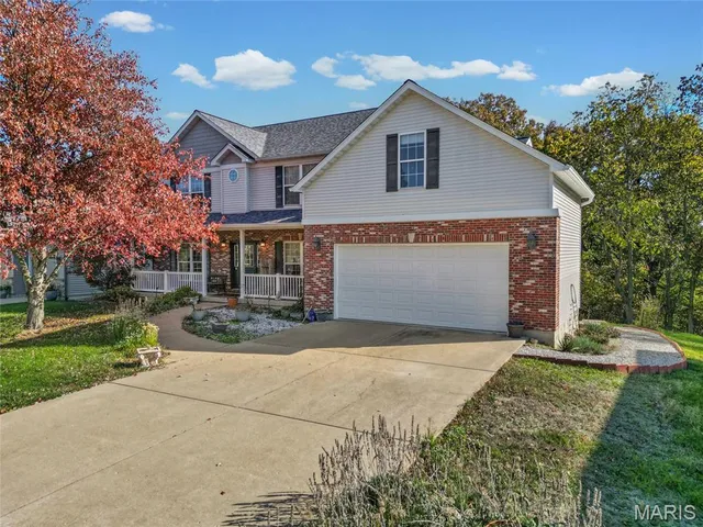 $675,000 | 410 Gillham Court, Ballwin, MO 63021