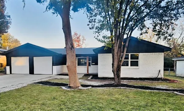 $334,900 | 5000 Wyoming Trail, North Richland Hills, TX 76180