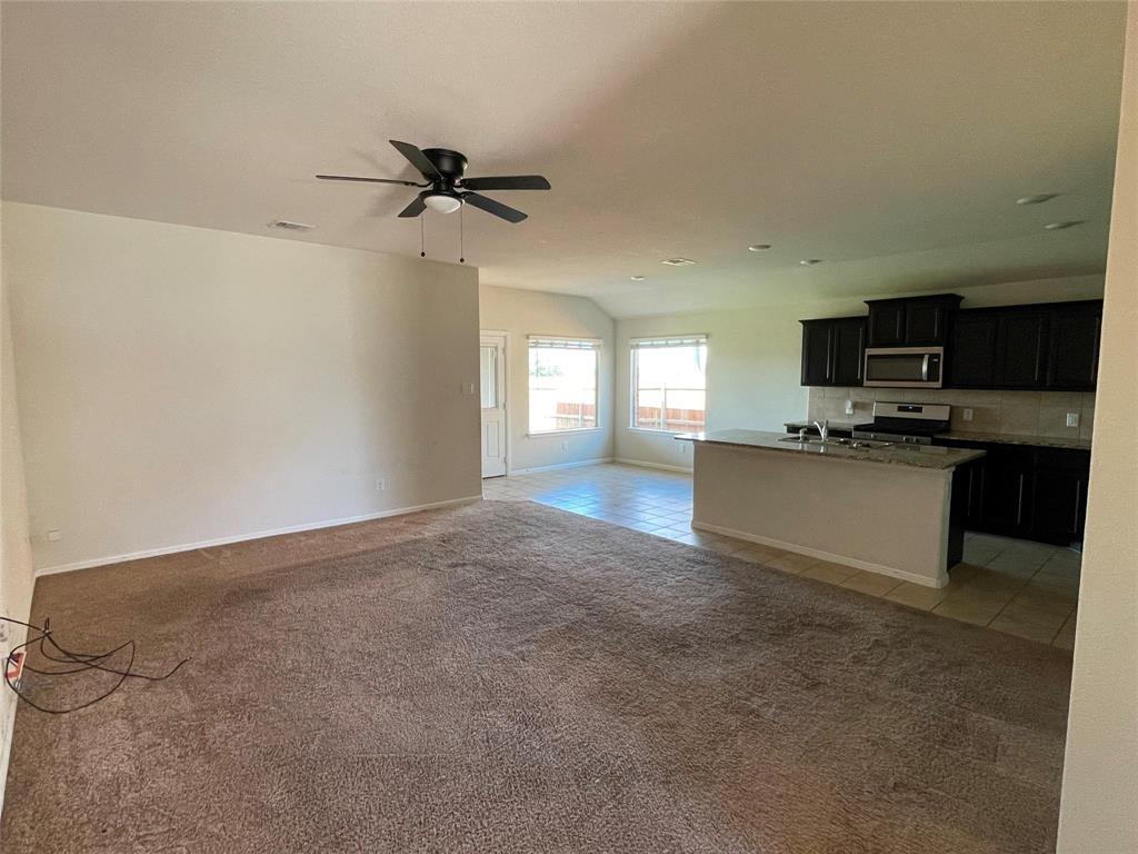 761 Watson Way Crowley, TX 76036 - Photo 4 of 15