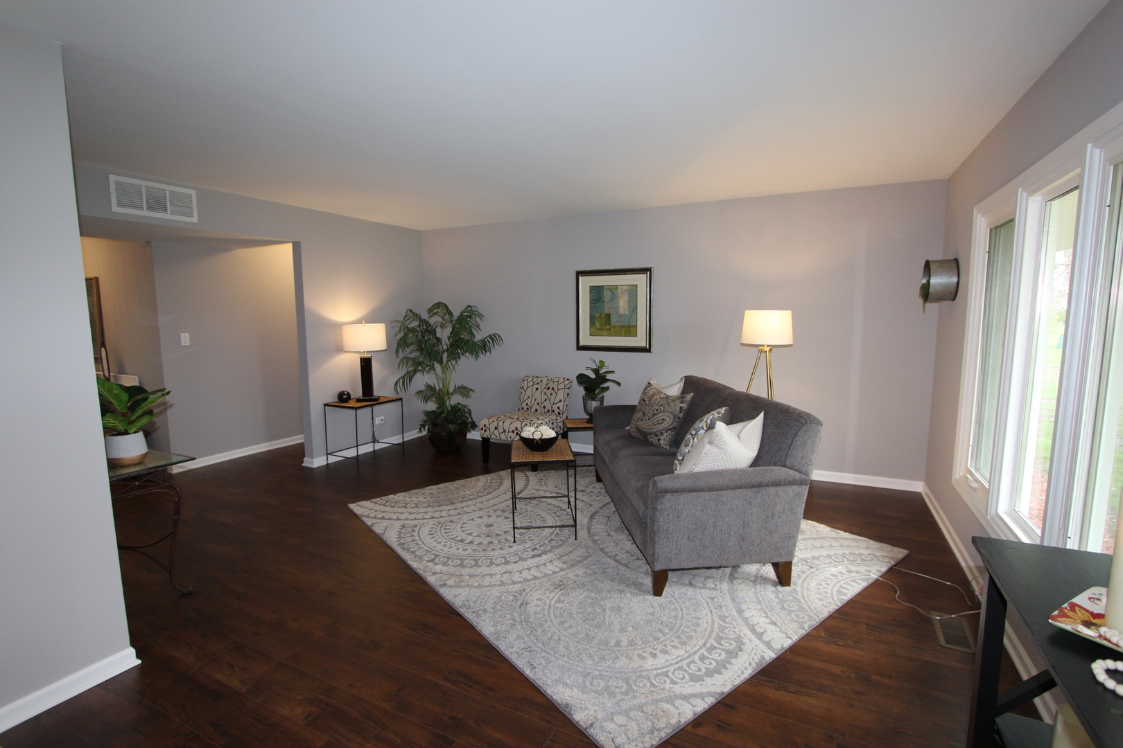 965 Rosedale Lane Hoffman Estates, IL 60169 - Photo 6 of 28 Gallery Image 6