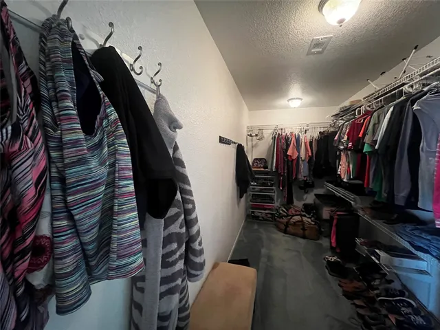 $595,900 | 1100 Swiss Alp Hills Loop, Schulenburg, TX 78956