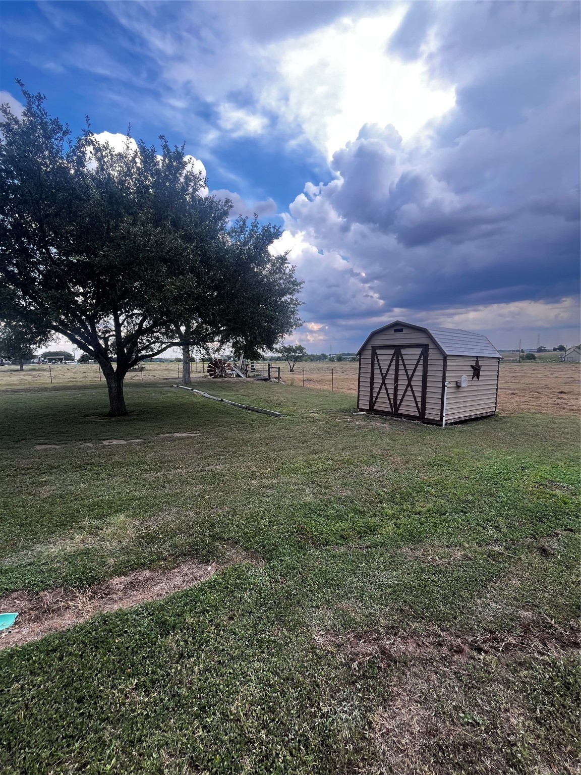 1100 Swiss Alp Hills Loop Schulenburg, TX 78956 - Photo 39 of 46 a view of a big yard with lots of green space