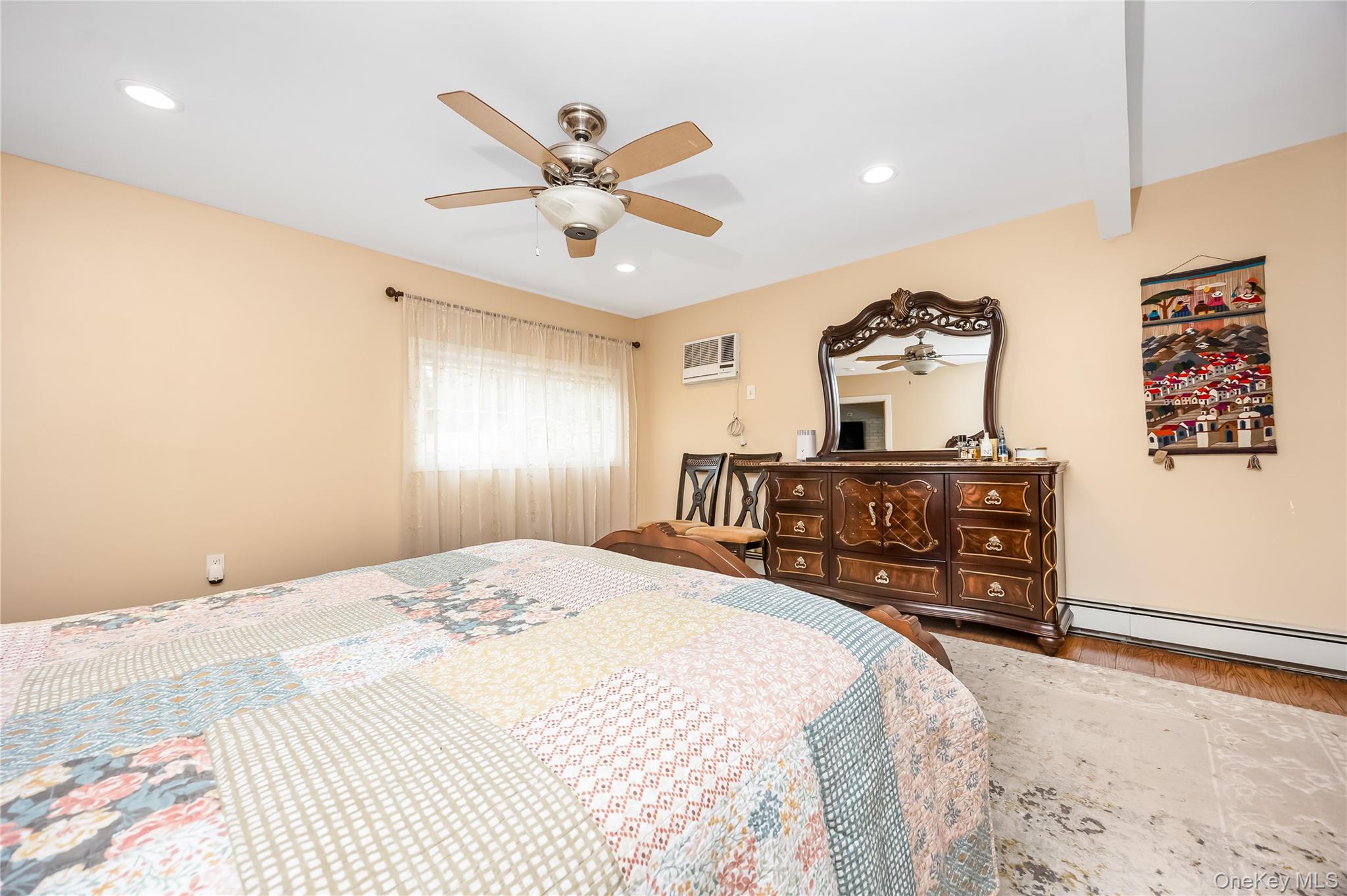 138 Rim Lane Hicksville, NY 11801 - Photo 18 of 33