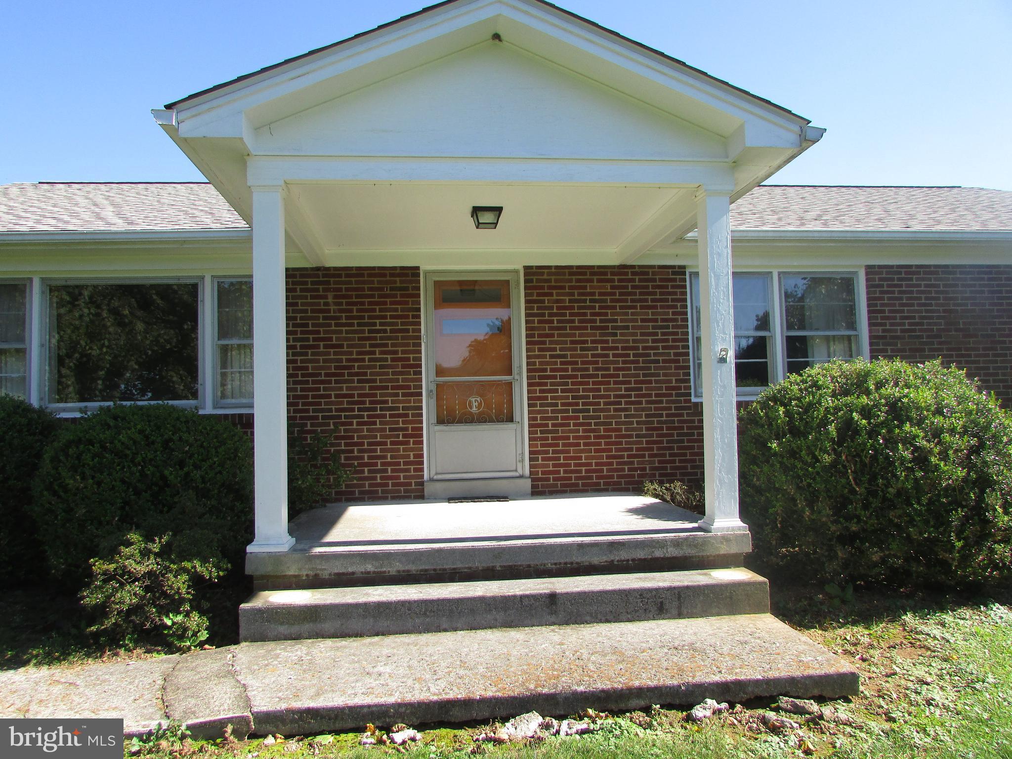 2483 Jericho Road Flint Hill, VA 22627 - Photo 5 of 49 Gallery Image 5
