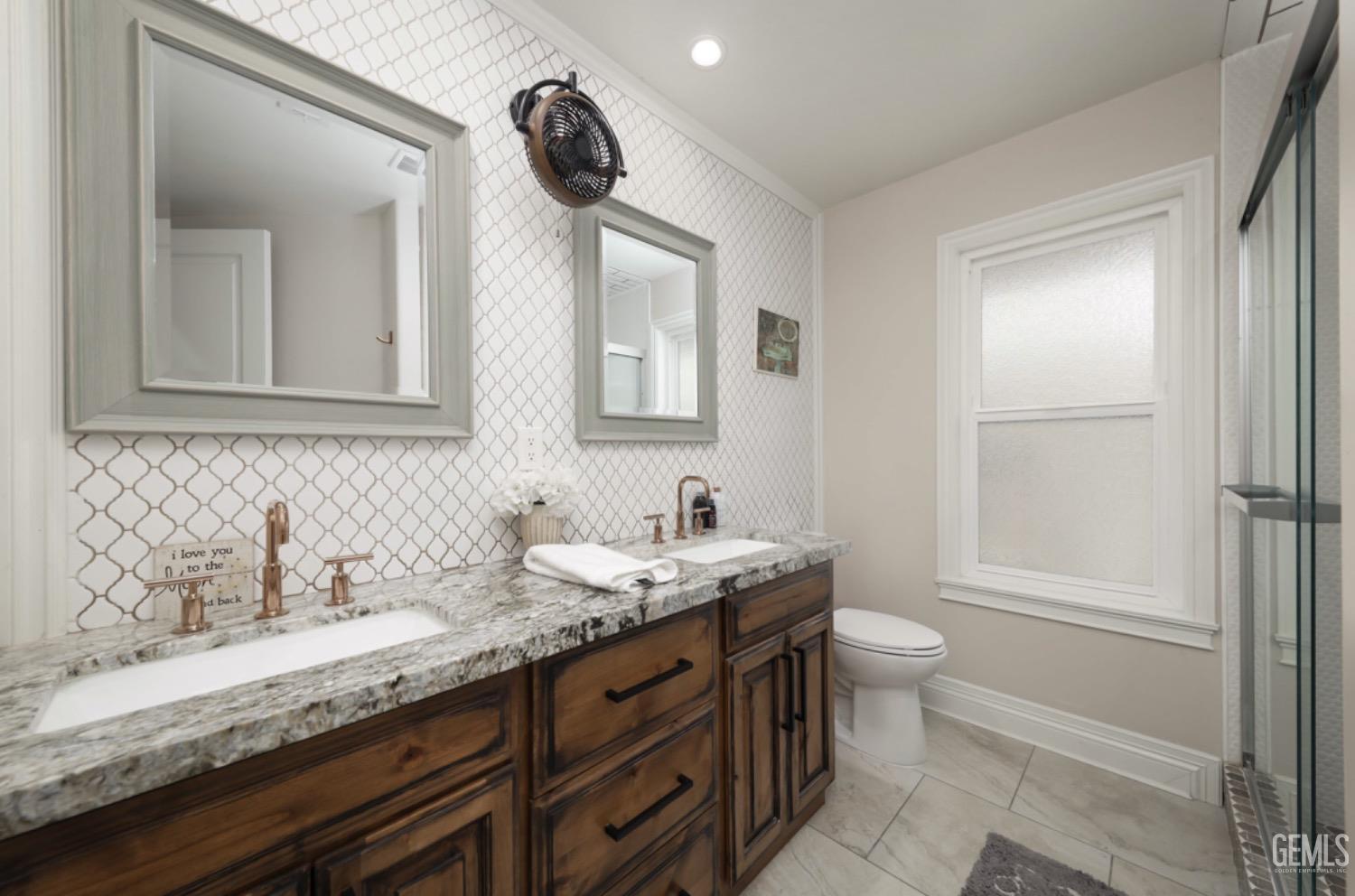 Undisclosed Address Bakersfield, CA 93311 - Photo 22 of 33