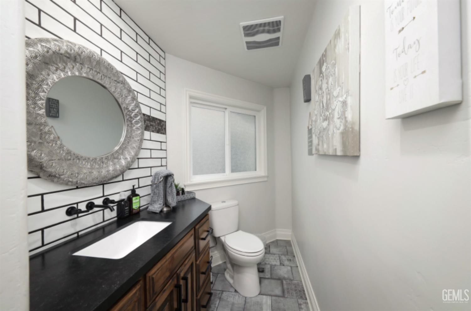 Undisclosed Address Bakersfield, CA 93311 - Photo 25 of 33