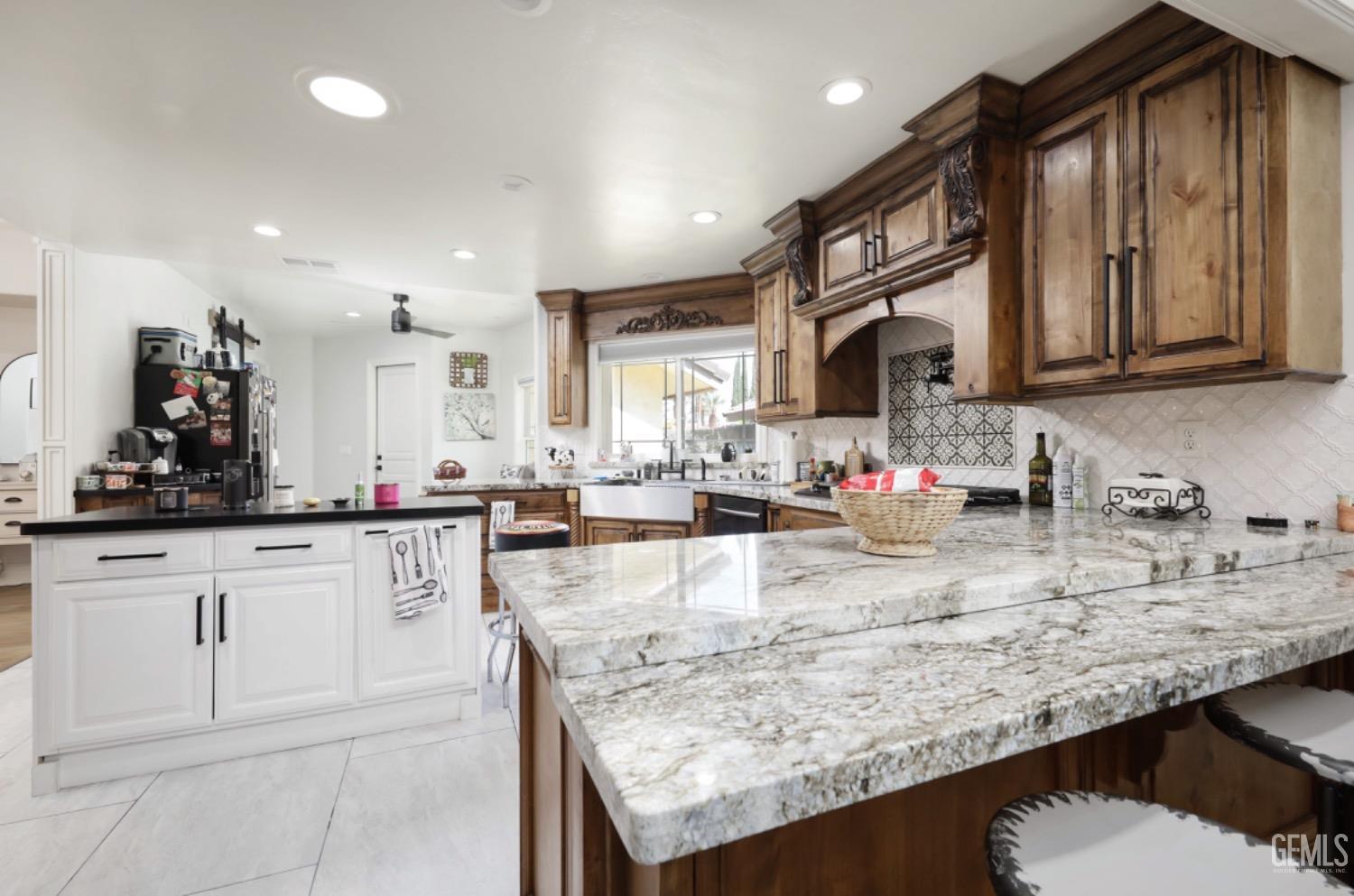 Undisclosed Address Bakersfield, CA 93311 - Photo 8 of 33