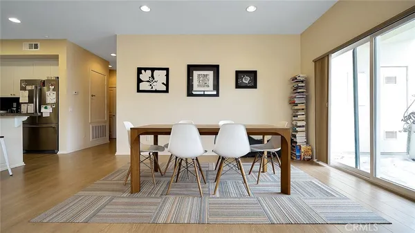 $4,675 | 13021 Central Avenue, Unit 402, Hawthorne, CA 90250