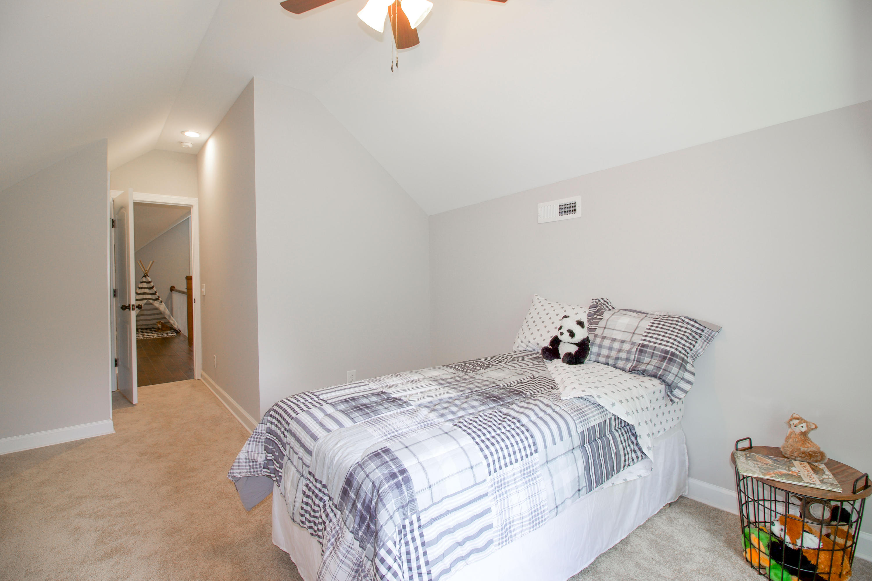3136 Niagara Carthage Road Carthage, NC 28327 - Photo 23 of 51 guest room 2