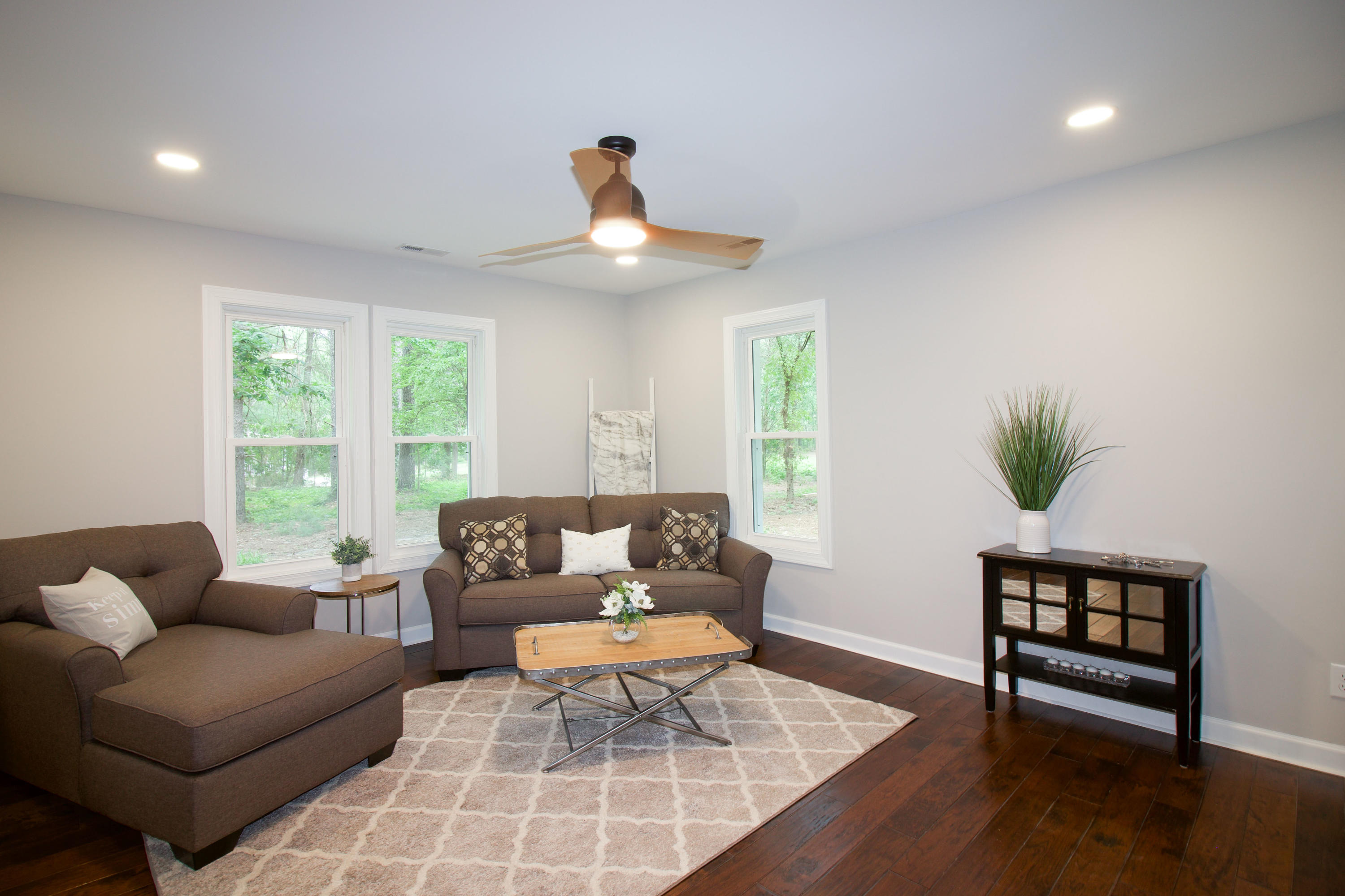 3136 Niagara Carthage Road Carthage, NC 28327 - Photo 29 of 51 living room