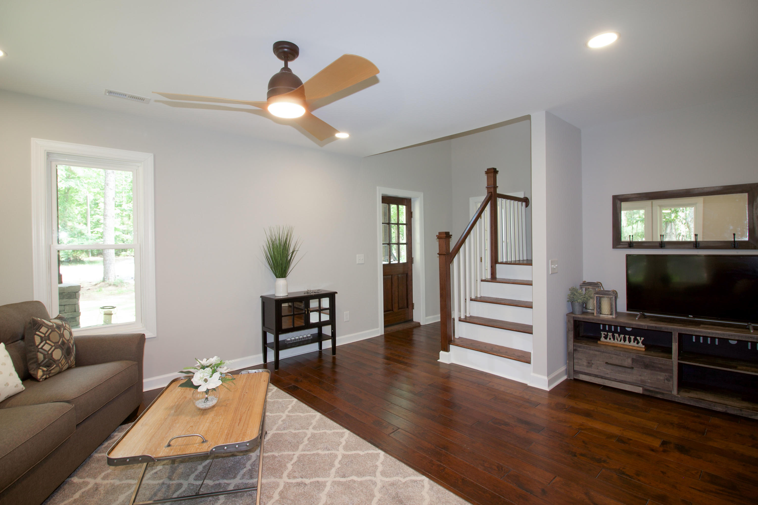 3136 Niagara Carthage Road Carthage, NC 28327 - Photo 3 of 51 Living room