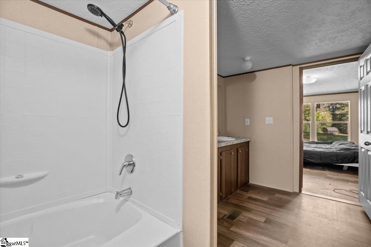 324 Cherokee Falls Road Blacksburg, SC 29702 - Photo 9 of 29