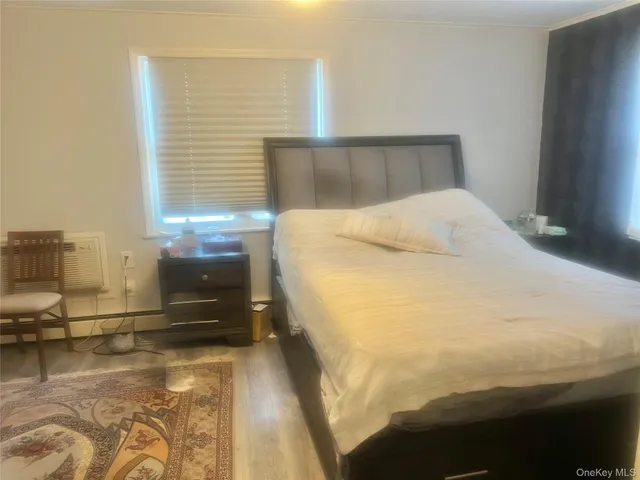 $1,298,000 | 107 Baker Hill Road, Great Neck, NY 11023