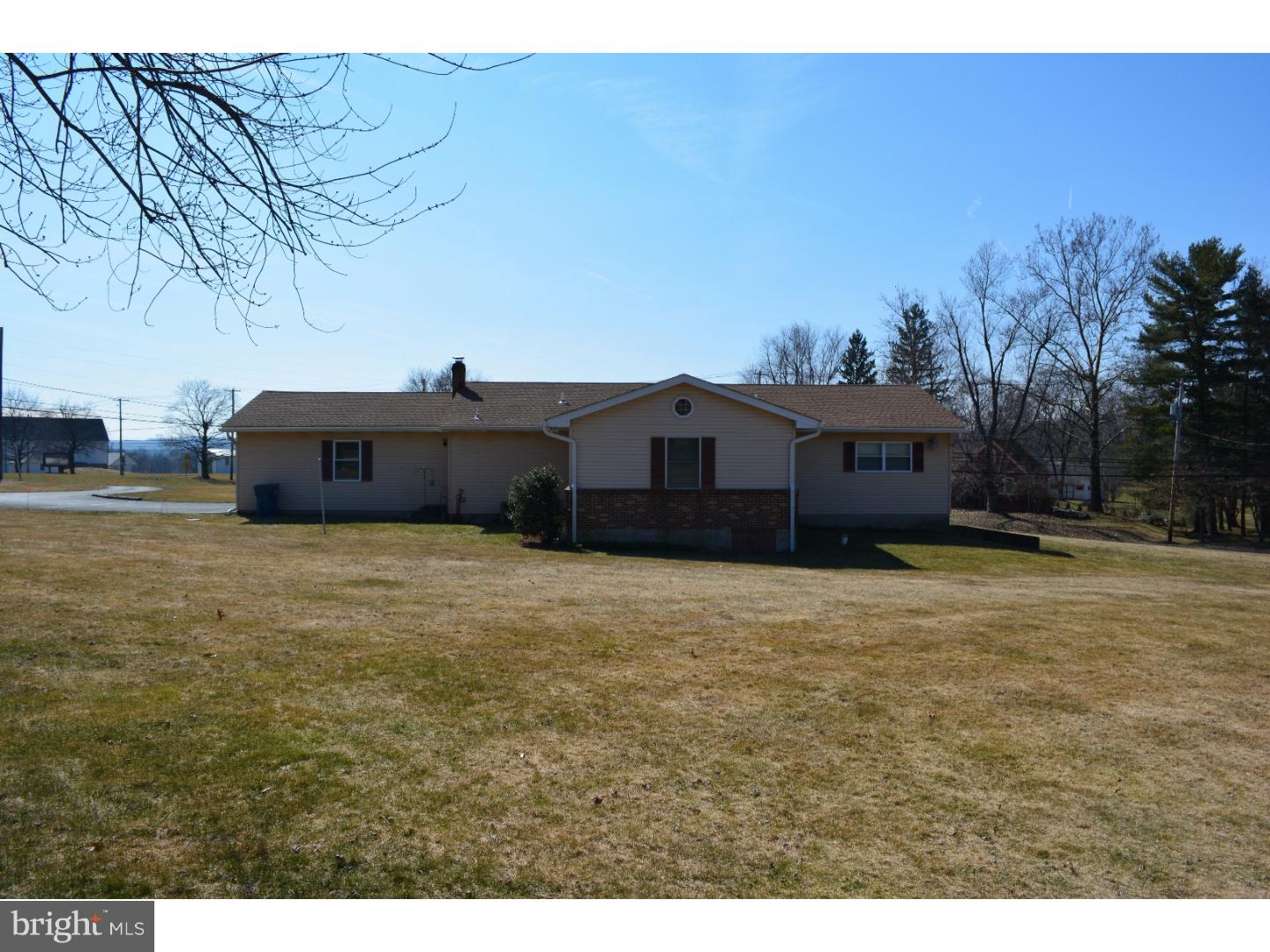 2209 Township Road Quakertown, PA 18951 - Photo 5 of 18 Gallery Image 5