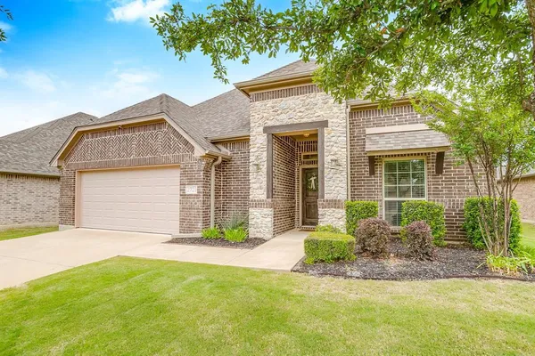 $440,000 | 2721 Buffalo Run, Burleson, TX 76028