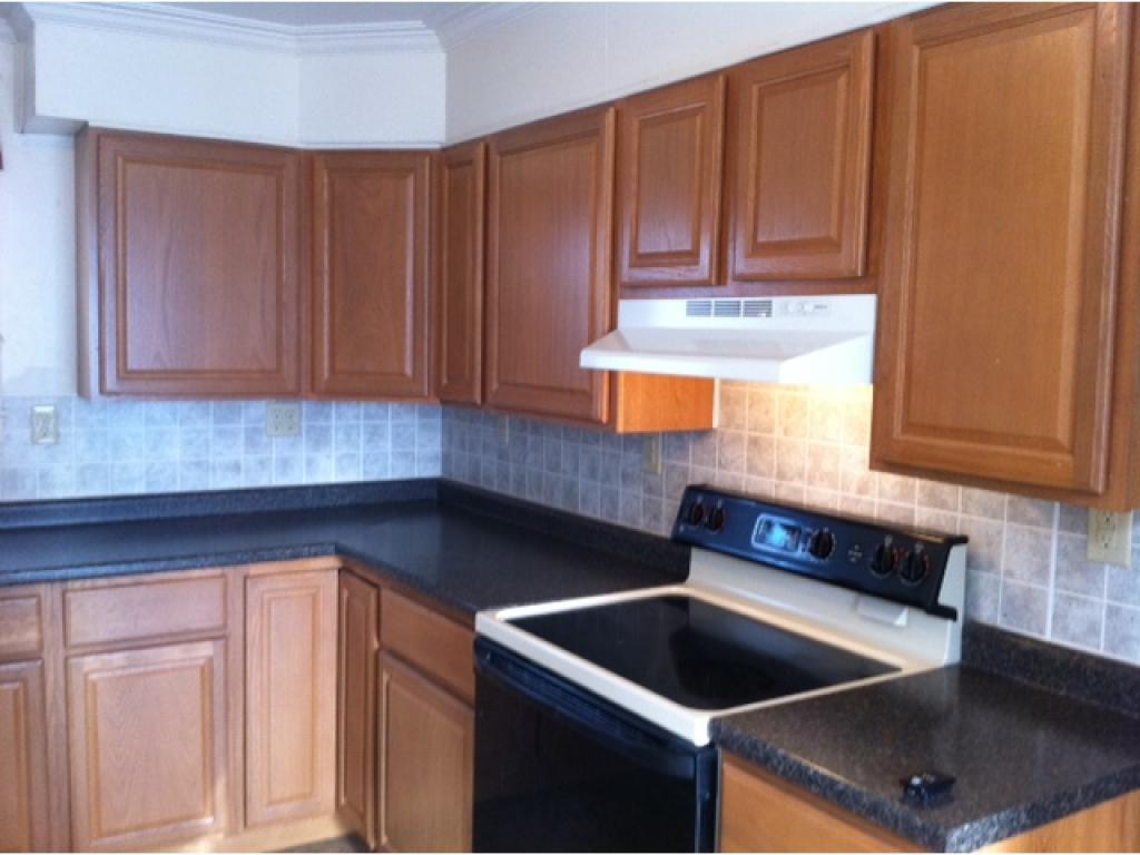 5 Central Avenue Rochester, NH 03867 - Photo 4 of 11