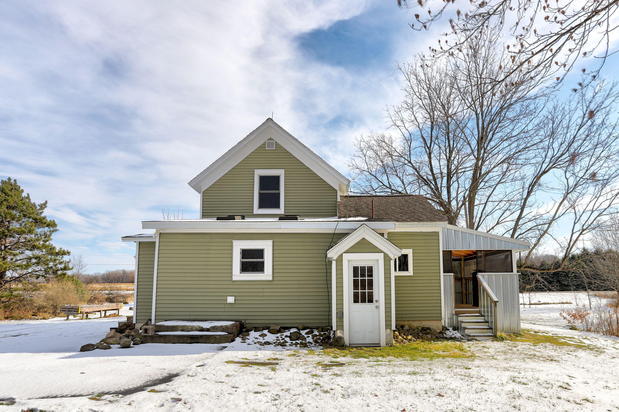 580 North County Line Road Watervliet, MI 49098 - Photo 5 of 33 1-web-or-mls-580 N County Line Rd, Water