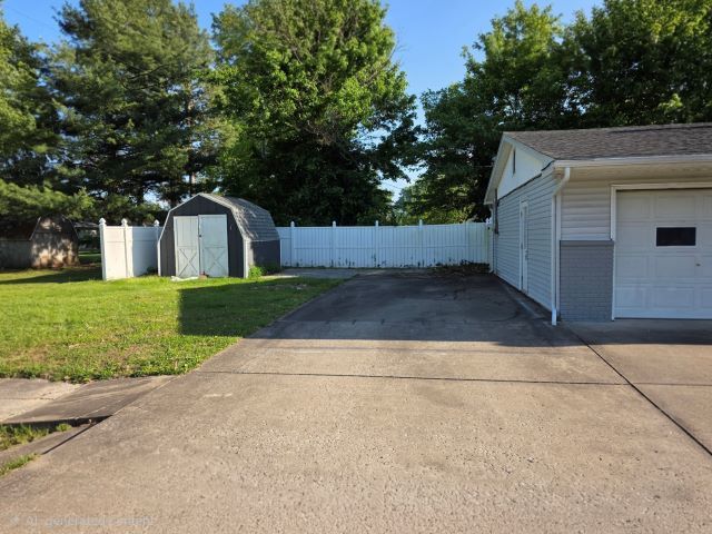 1820 North 14th Street Herrin, IL 62948 - Photo 4 of 37