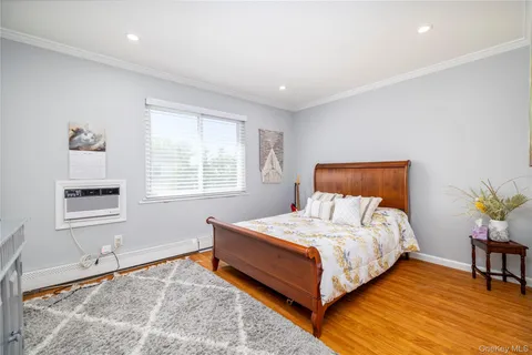 $1,375,000 | 140 Baltimore Avenue, Massapequa, NY 11758