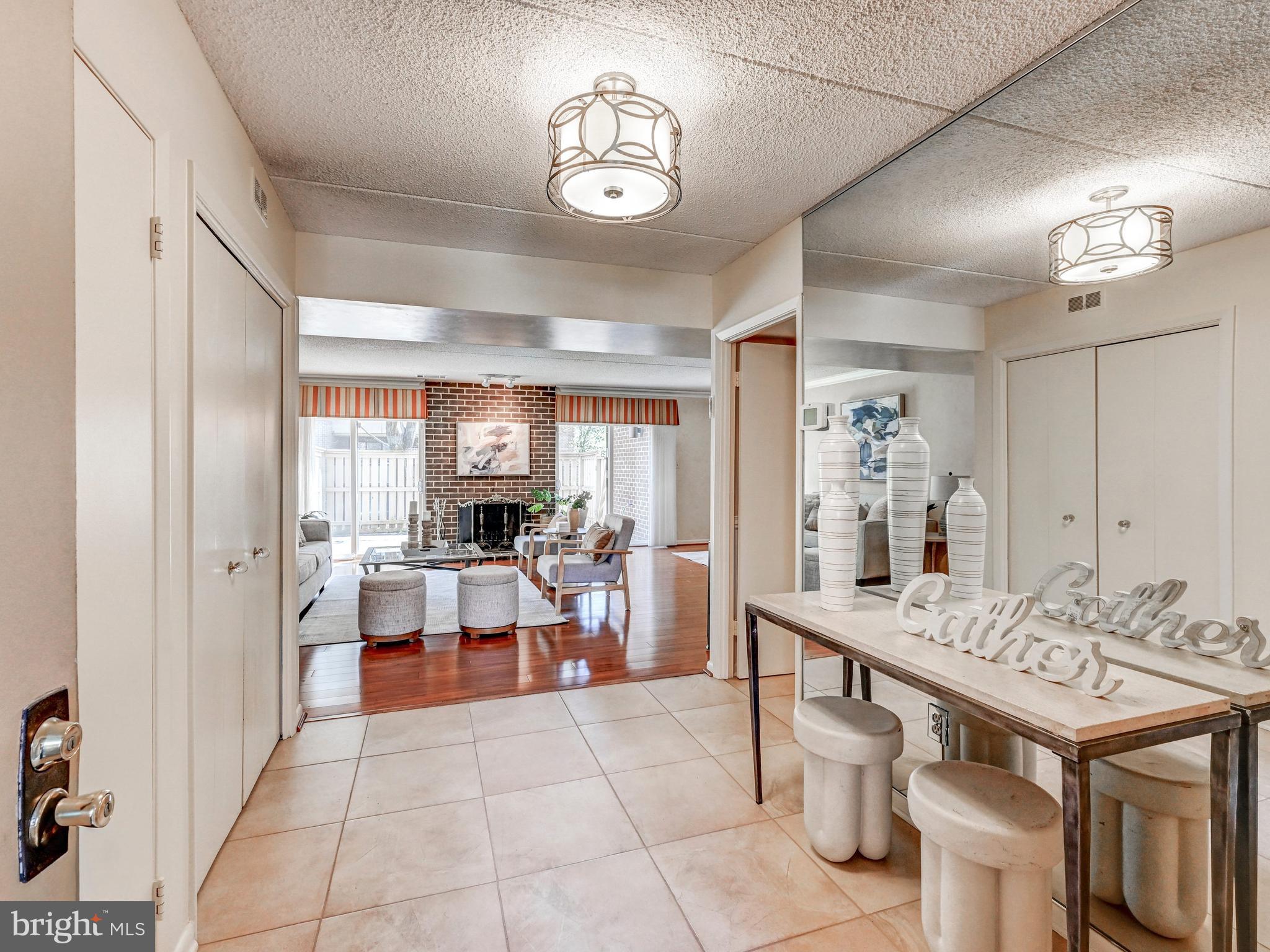 17 Pacers Lane, Unit F Pikesville, MD 21208 - Photo 4 of 24 Bright & Open Foyer.