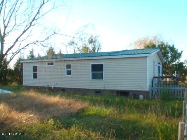 3607 Wharton Station Road Washington, NC 27889 - Photo 3 of 12 rear elevation