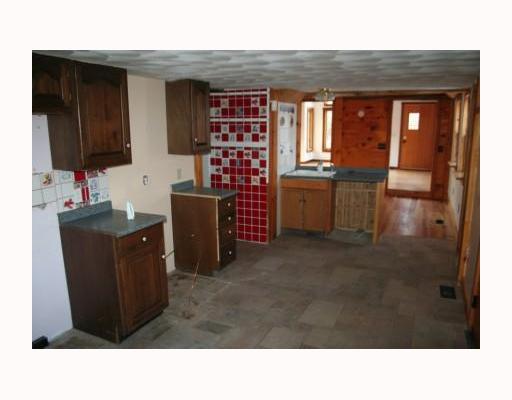 2 South Shore Road Little Compton, RI 02837 - Photo 7 of 11 Kitchen.