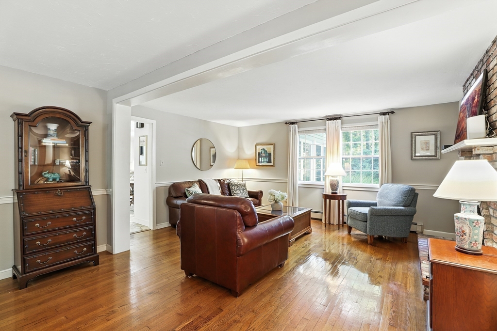 7 Carl Road Walpole, MA 02081 - Photo 5 of 40 Gallery Image 5