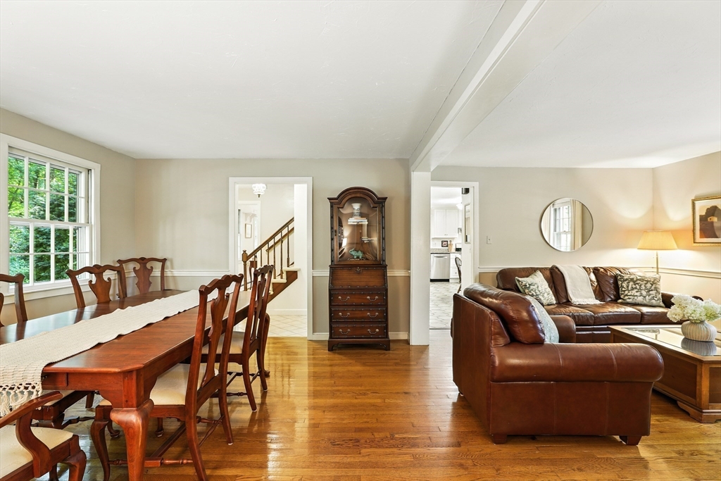 7 Carl Road Walpole, MA 02081 - Photo 8 of 40 Gallery Image 8