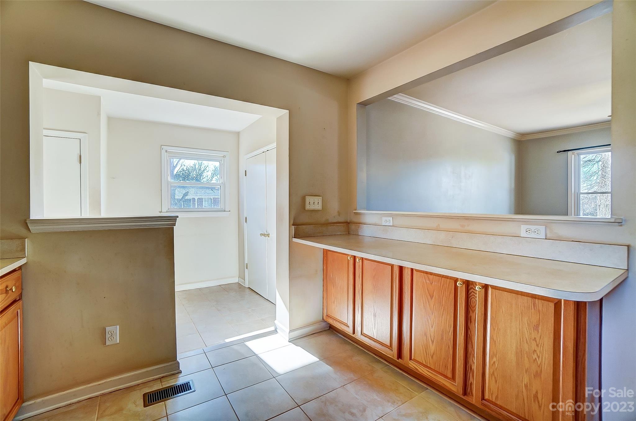 707 Ranch Road Charlotte, NC 28208 - Photo 12 of 41 Gallery Image 12