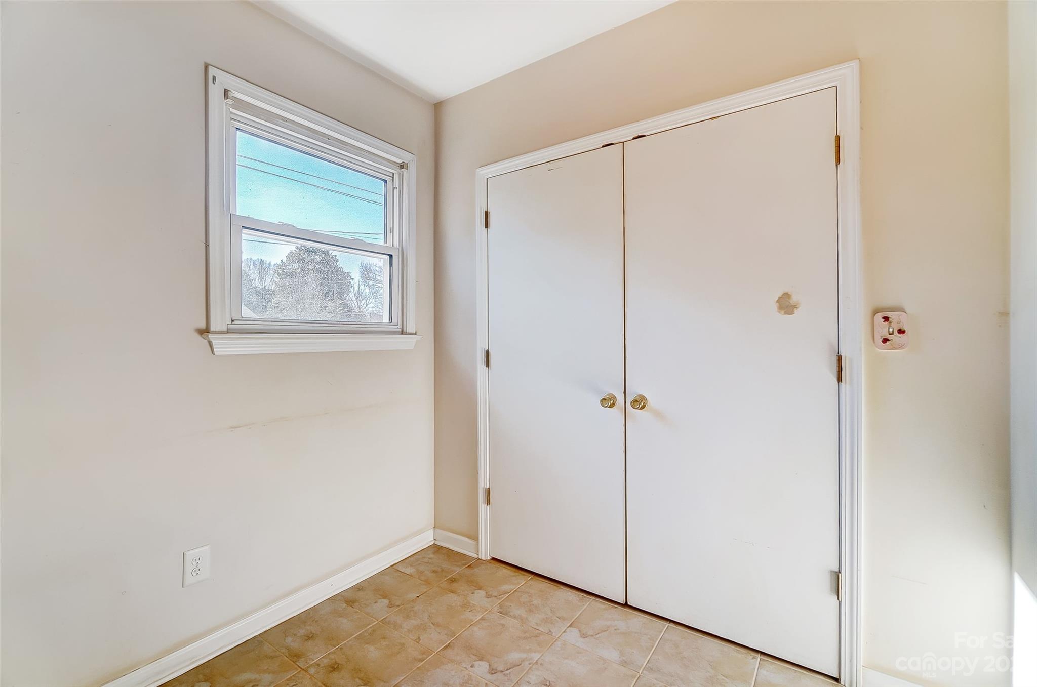 707 Ranch Road Charlotte, NC 28208 - Photo 17 of 41 Gallery Image 17