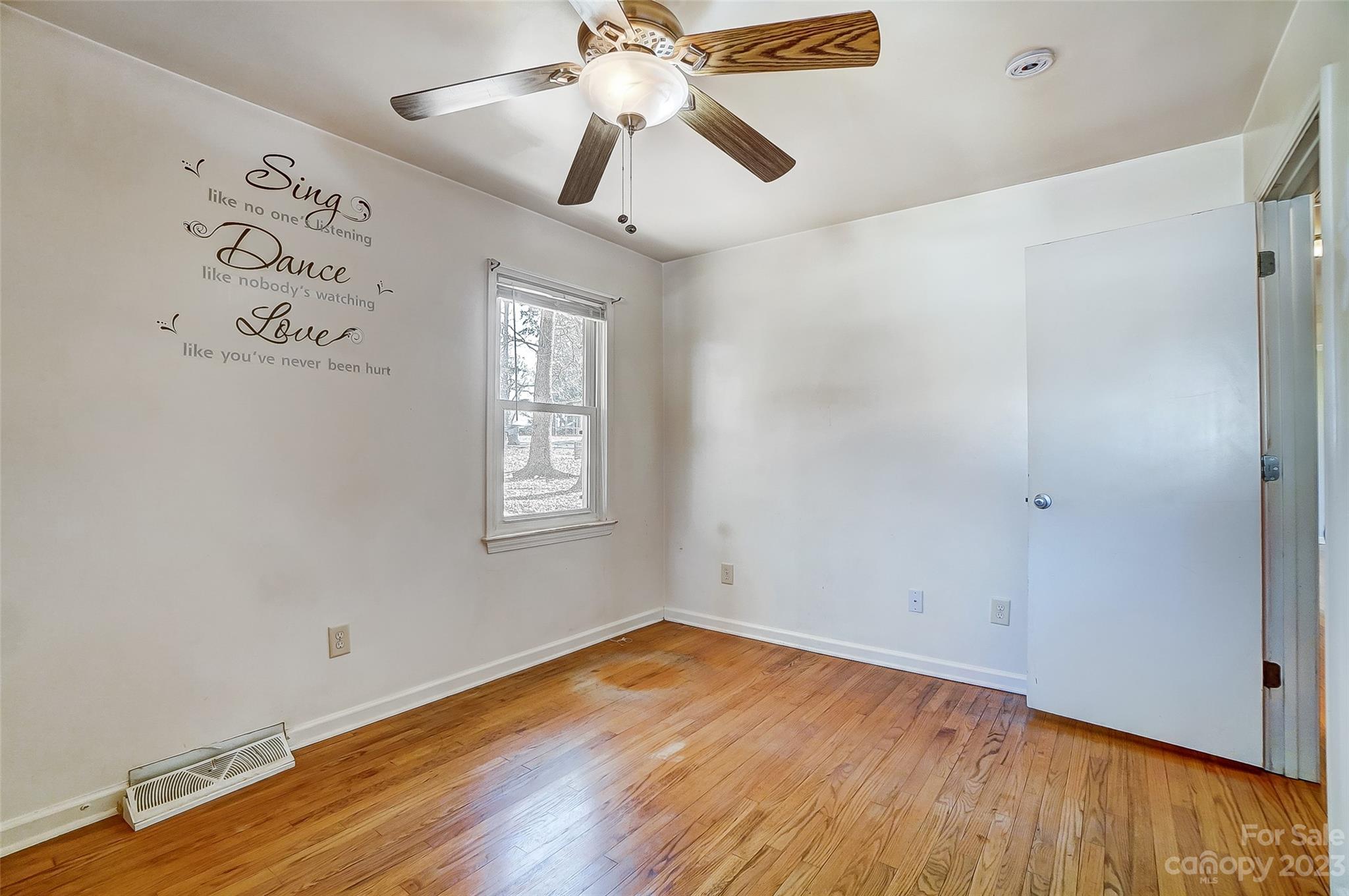 707 Ranch Road Charlotte, NC 28208 - Photo 23 of 41 Gallery Image 23