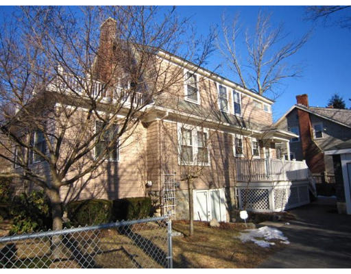 561 Lexington St(stanley Road Waltham, MA 02452 - Photo 3 of 20