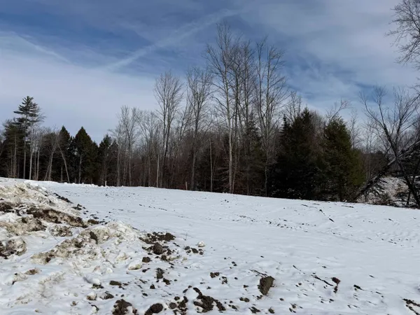 $150,000 | 452 Elizabeths Lane, Unit 17, Morristown, VT 05661