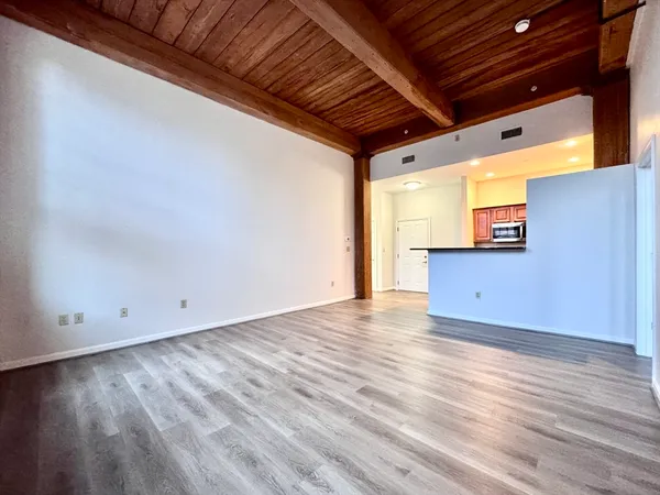 $2,800 | 4 Bishop Street, Unit 213, Framingham, MA 01702