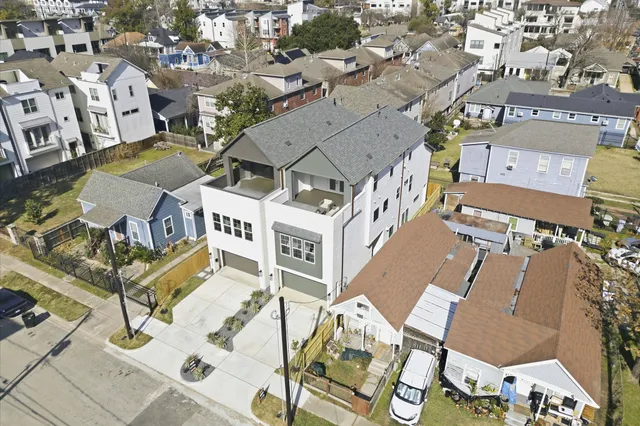 $799,900 | 1308 Edwards Street, Unit A, Houston, TX 77007