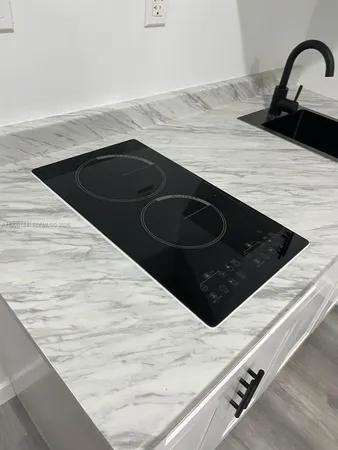 $1,800 | Tamiami, Miami, FL 33184