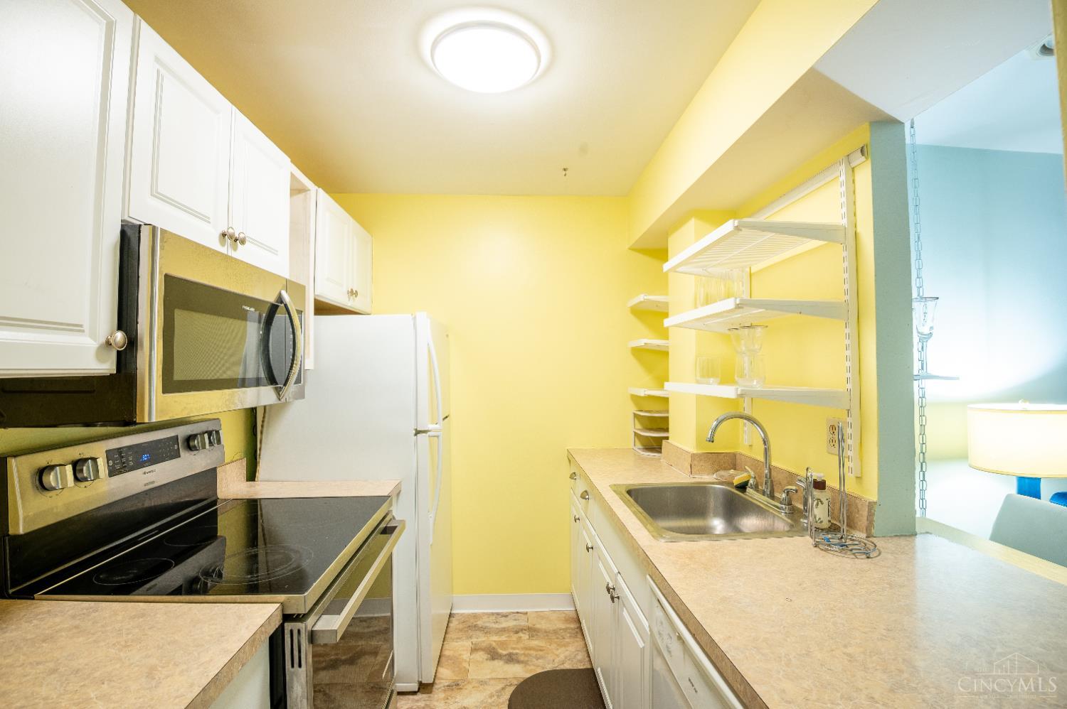 1815 William Howard Taft Road, Unit 207 Cincinnati, OH 45206 - Photo 7 of 20