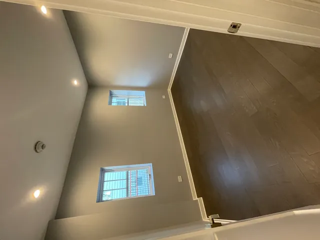 $792,000 | 210 Harrison Street, Oak Park, IL 60304