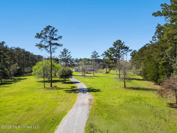 $1,000,000 | 173 Anderson Sta Road, Flora, MS 39071