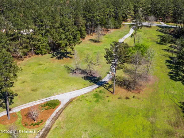 $1,000,000 | 173 Anderson Sta Road, Flora, MS 39071