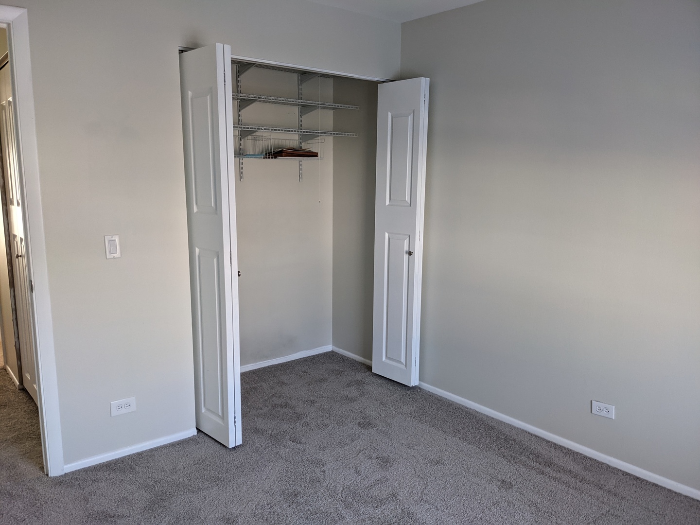 70 Margate Court, Unit C2 Schaumburg, IL 60193 - Photo 30 of 35 a view of an empty room