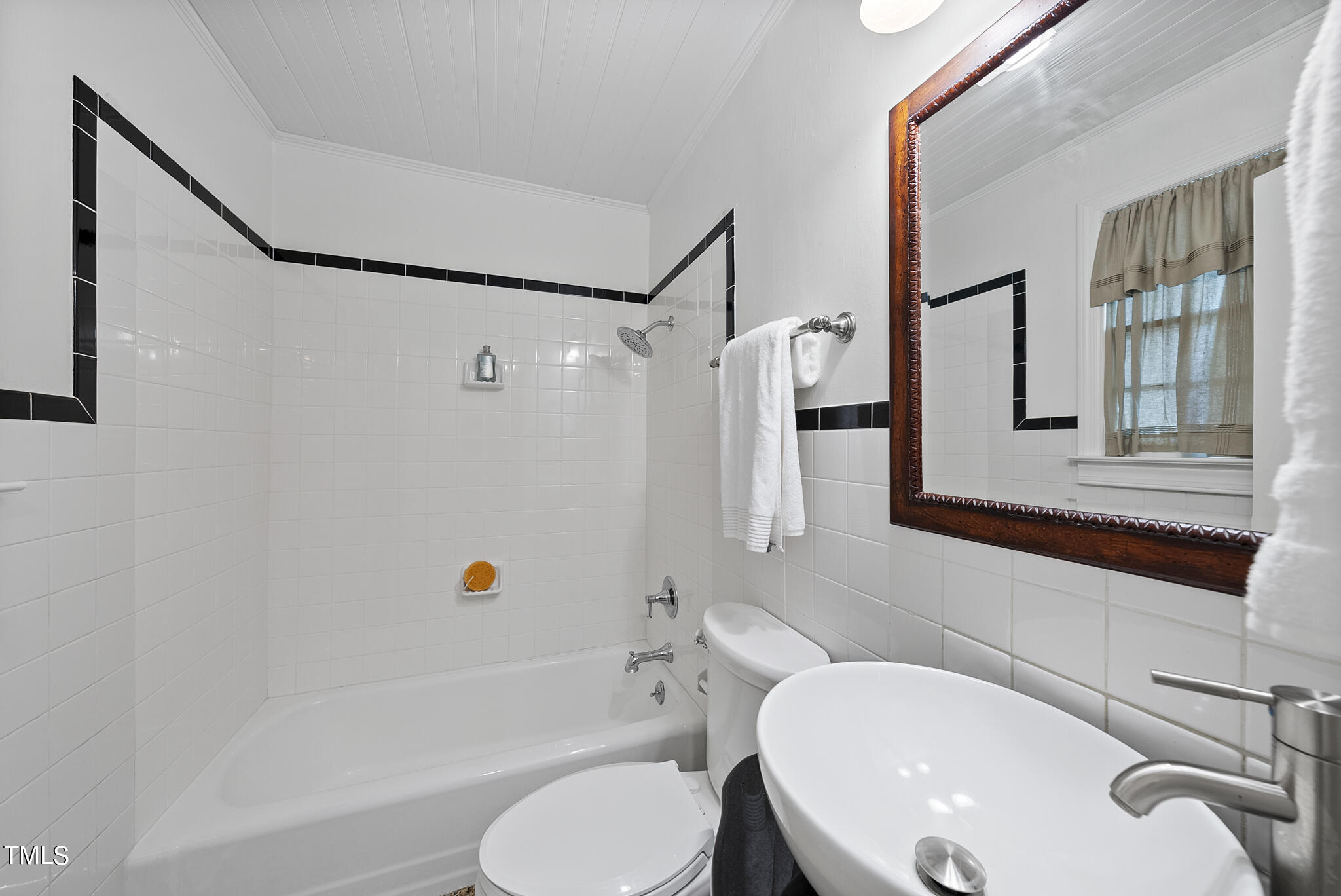 215 Pace Street Raleigh, NC 27604 - Photo 13 of 25 BATH