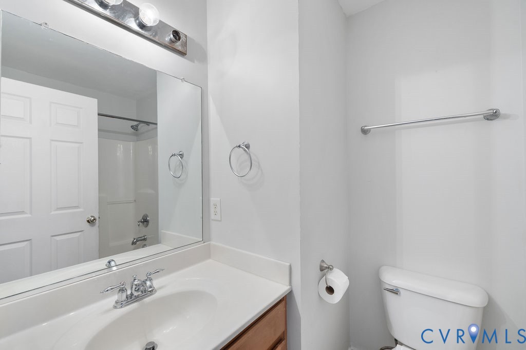 8758 Springwater Drive Henrico, VA 23228 - Photo 22 of 33