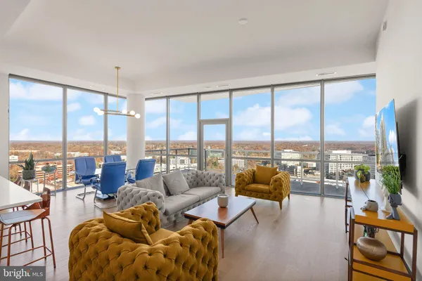 $1,750,000 | 7887 Jones Branch Drive, Unit 1802, McLean, VA 22102