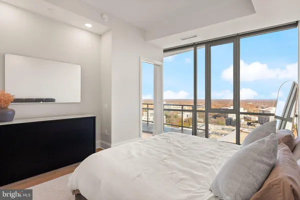 $1,750,000 | 7887 Jones Branch Drive, Unit 1802, McLean, VA 22102