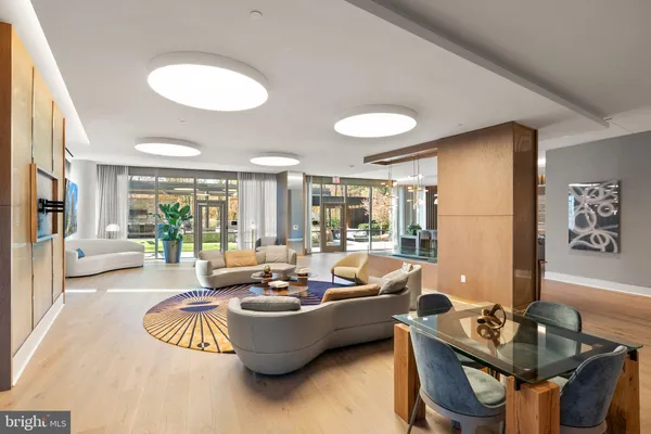 $1,750,000 | 7887 Jones Branch Drive, Unit 1802, McLean, VA 22102